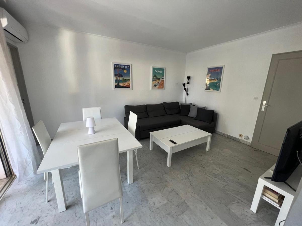Seafront - Beautiful Flat With Aircon And Comfortable Loggia Vallauris Eksteriør billede